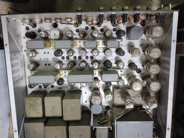 f power supply ana sync top view8273.jpg